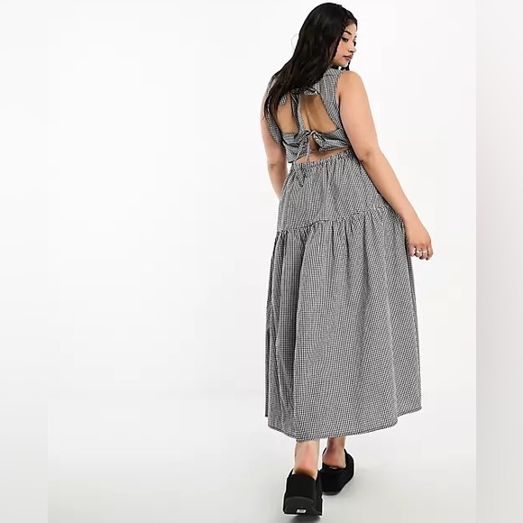 NWT Neon Rose Gingham Midaxi Dress Black White Strawberry Embroidery Plus Size - Picture 4 of 14